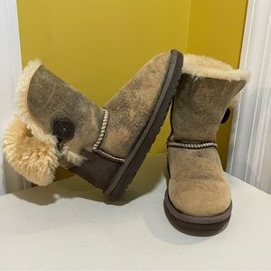 UGG Bailey Button Bomber Jacket Chestnut Boots